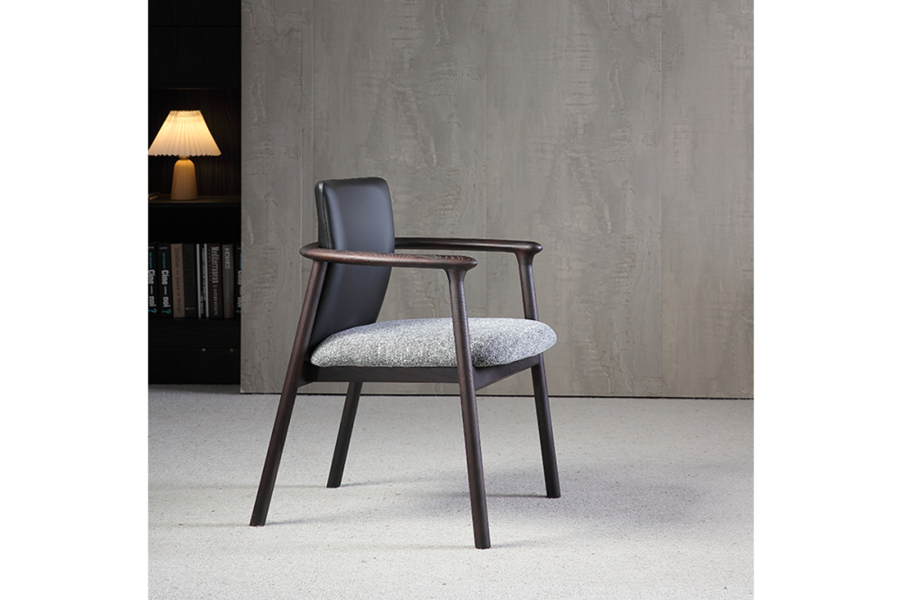 DT2319 Modern Dining Set